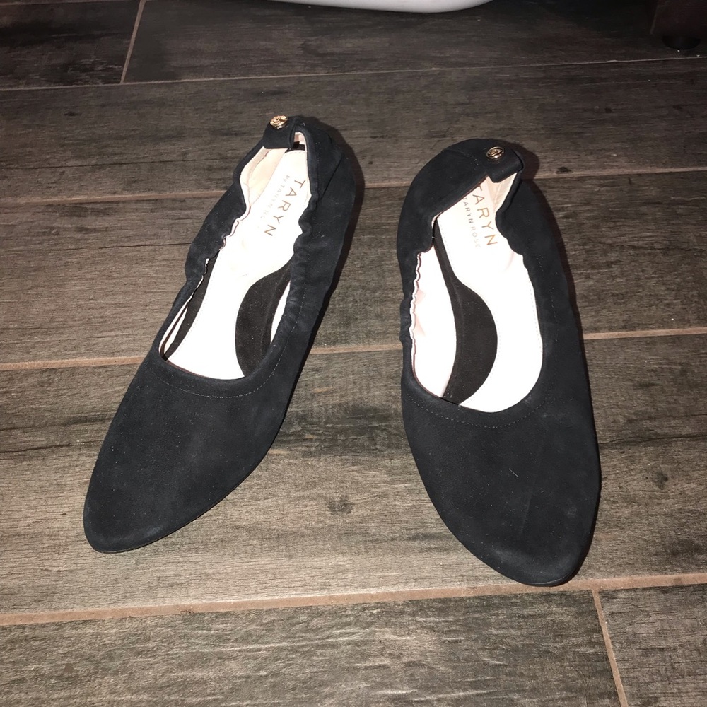 Taryn by Taryn Rose Scrunch Heel size 8 38